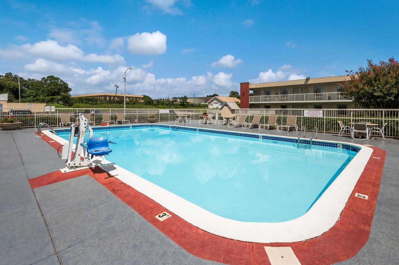 Best Western University Inn Тускалуса Экстерьер фото